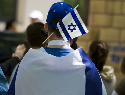 האם היורדים מצליחים לשמור על זהותם הישראלית? (צילום: scarletsails, Thinkstock)