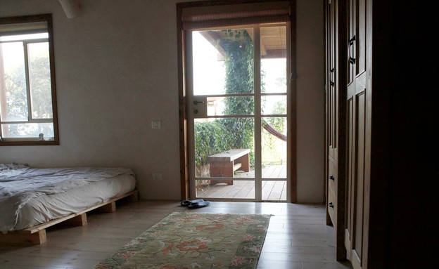 מיכאל רינג, חדר שינה שטיח, צילום מיכאל רינג (צילום: מיכאל רינג)