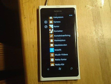 Sunken Lumia 800 (צילום: Roger Nolsson, פייסבוק)