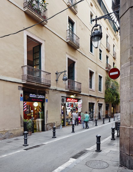בית בברצלונה, חוץ רחוב גובה (צילום: José Hevia Blach)