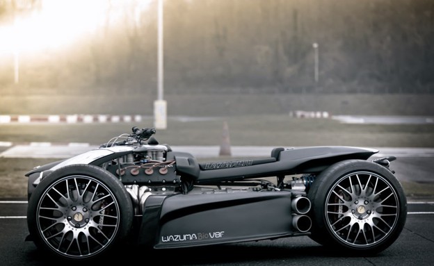 לזרט וזומה V8F