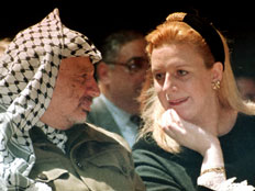 סוהא ערפאת מאשימה את ישראל. ארכיון (צילום: AP)