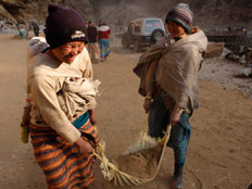 תושבים בנפאל (צילום: אימג'בנק - gettyimages)