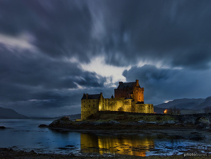 בסערה, הטירה היפה בעולם (צילום: invergarryhotel.co.uk)