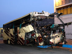תאונת אוטובוס. ארכיון (צילום: רויטרס)