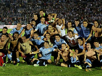 כרטיס אחרון לברזיל. אורוגוואי חוגגת (gettyimages) (צילום: ספורט 5)