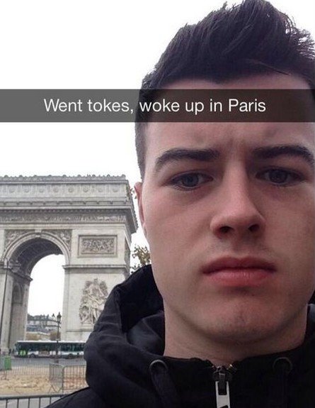 השתכר במנצ'סטר, התעורר בפריז (צילום: twitter)