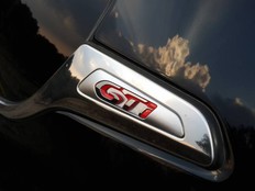 פיג'ו 208 GTI קליאו RS מיני ג'ון קופר אברת' (צילום: נעם וינד)