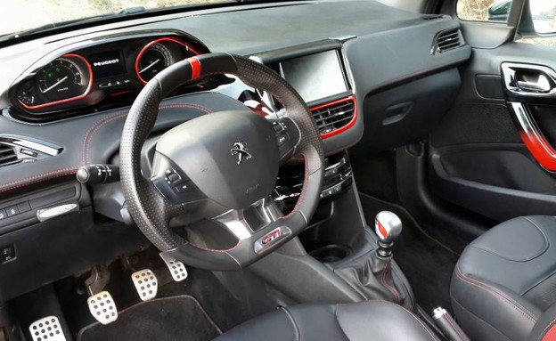 פיג'ו 208 GTI קליאו RS מיני ג'ון קופר אברת'