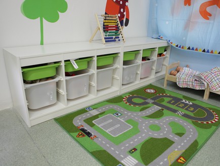 גן ילדים איקאה, שטיח משחק (צילום: ZOOG הפקות)