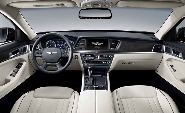 יונדאי ג'נסיס יונדאי ג'נסיס