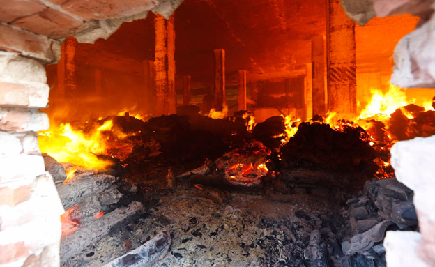 מנזקי השריפה הקשה במפעל בבנגלדש (צילום: רויטרס)