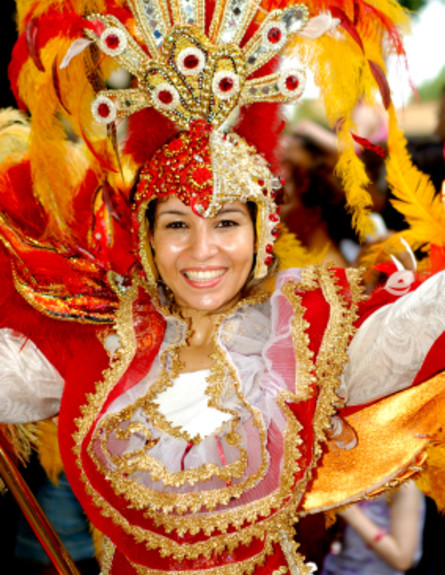רקדנית קרנבל ברזילאית (צילום: iStock)