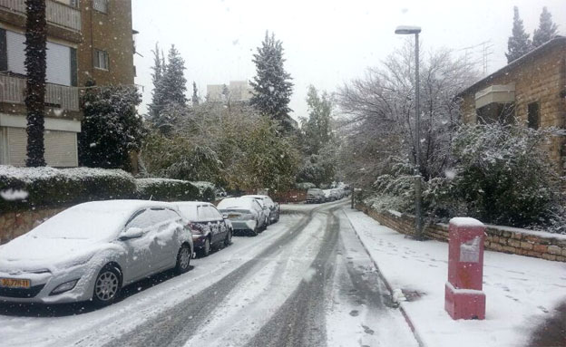 תקועים בשלג