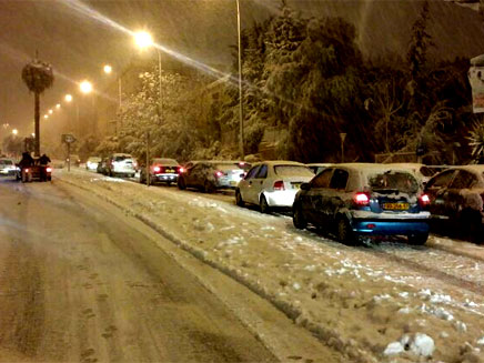 שלג בירושלים הערב (צילום: אלירן חייט חדשות 2)