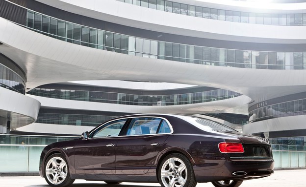 בנטלי פליינג ספור בנטלי פליינג ספור