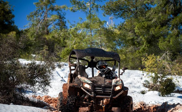 טיול טרקטורונים בשלג בהרי ירושלים