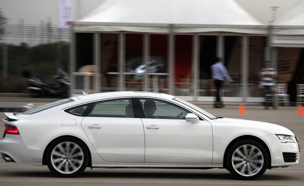 השתלמות נהיגה אודי