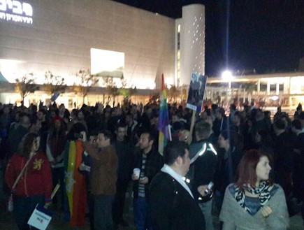 הפגנה גאה בתל אביב  (צילום: רועי יולדוס רוזנצוייג)