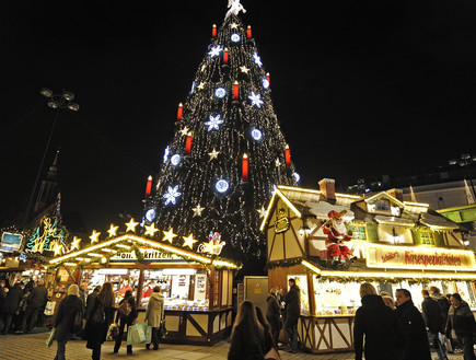שוק חג המולד בדורטמונד, גרמניה (צילום: ap)