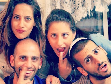משפחה של כוכבים (צילום: מתוך חשבון האינסטגרם של: רביד גמליאל @ravid_gamliel, instagram)