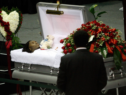 הלוויה (צילום: Chris Graythen, GettyImages IL)