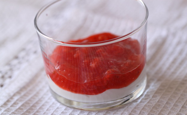 תותים וקצפת שלב שלישי