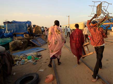 פליטים בדרום סודן. ארכיון