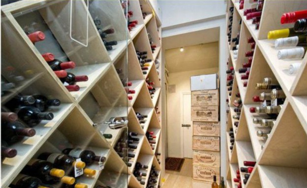 הבית של קירה, חדש יינות (צילום: dailymail )