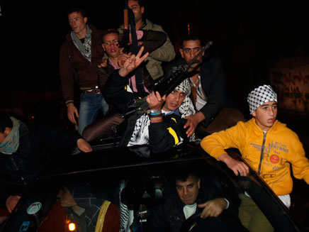 שחרור האסירים הפלסטינים (צילום: חדשות 2)