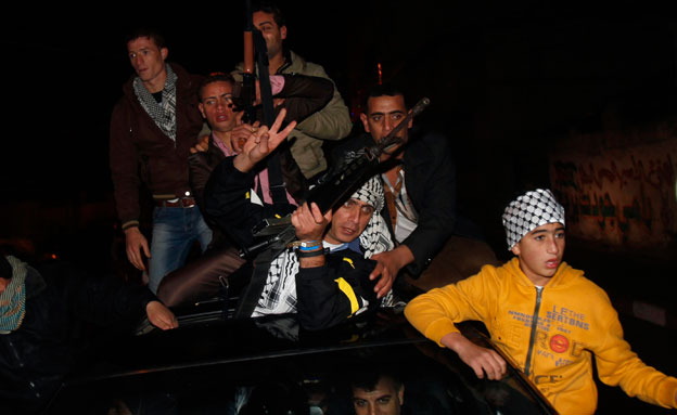 שחרור האסירים הפלסטינים (צילום: חדשות 2)