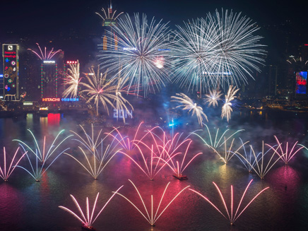 הונג קונג חוגגת שנה חדשה (צילום: רויטרס)