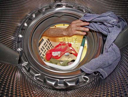 מכונת כביסה (צילום: ap)