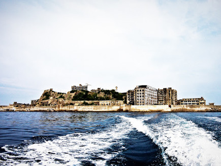 האי האשימה, מקומות נטושים (צילום: http4.bp.blogspot.com)