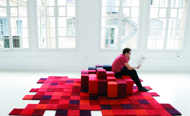 שטיח, טולמנס, שטיח בעיצוב רון ארד. החל מ-15900 שח. (צילום: טולמנס)