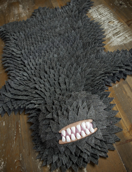 שטיח, מפלצת צילום amazedltd (1) (צילום: longoland)