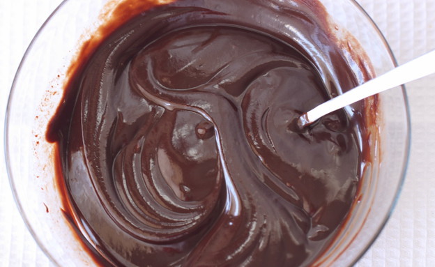 עוגיות סנדוויץ' שוקולד שלב רביעי