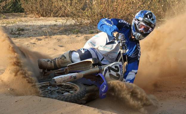 דני קושמרו בקורס מוטוקרוס