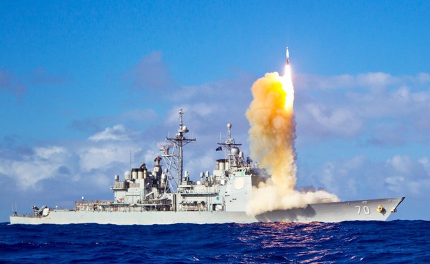 ירי טיל בליסטי מול חופי הוואי (צילום: הצי האמריקאי)