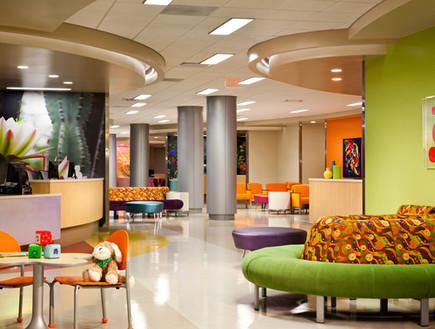 בית חולים ילדים, כניסה (צילום: openbuildings.com)