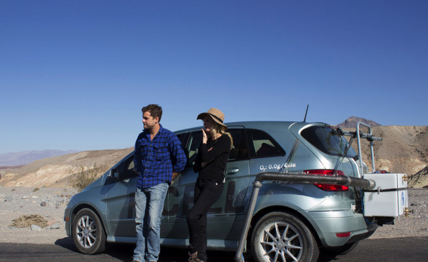 מסע לעמק המוות במרצדס תא דלק