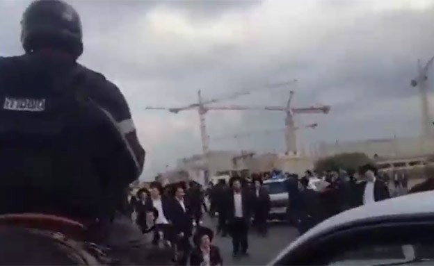 הפגנה באשדוד (צילום: חדשות 2)