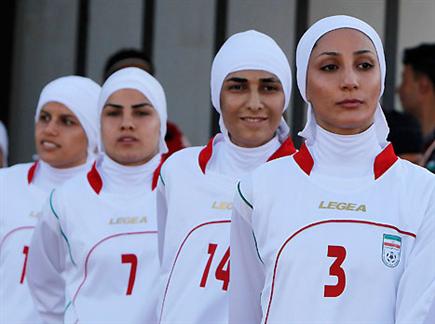 שחקניות נבחרת איראן, ייאלצו להיבדק (gettyimages) (צילום: ספורט 5)