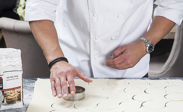 סמבוסק במילוי גבינה מלוחה