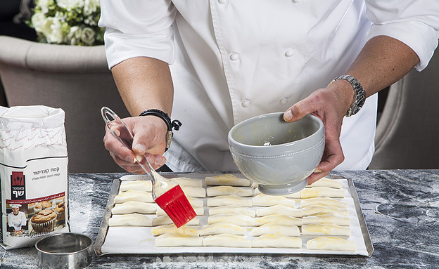 סמבוסק במילוי גבינה מלוחה