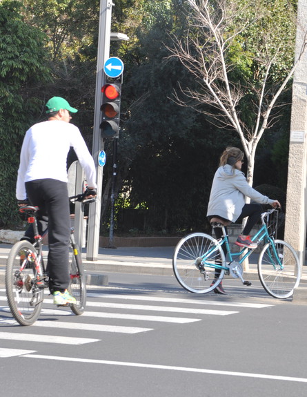 קותי סבג והחברה  (צילום: צ'ינו פפראצי)