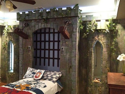 מיטת טירה, המיטה (צילום: etsy.com)