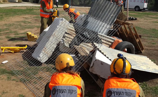 תרגיל מוסדות חינוך של פיקוד העורף (2) (צילום: דובר צה"ל)