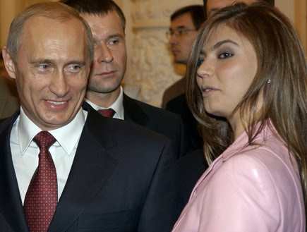 ולדימיר פוטין ואלינה קבייבה (צילום: ap)