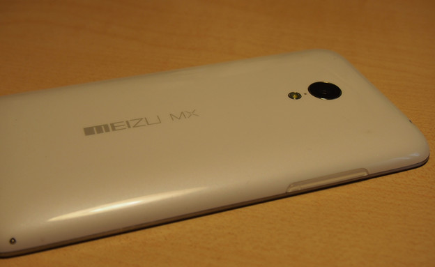 Meizu MX3 (צילום: ניב ליליאן)
